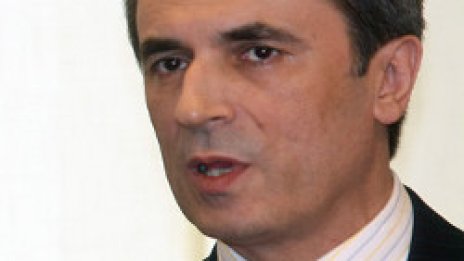 Опозицията иска да изслуша Орешарски