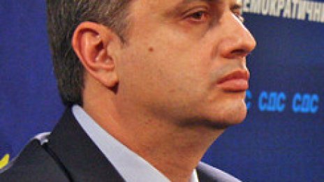 Юруков към Димитров: Свали маската!
