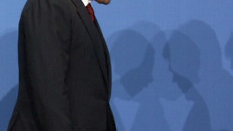 Кмет към премиер: Историята ще те закичи с фес