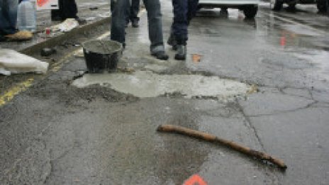 Червените искат такса "дупки" за София