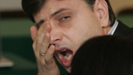 Пак счепкване в СДС. Дай си ми партията, нà си ти изборите