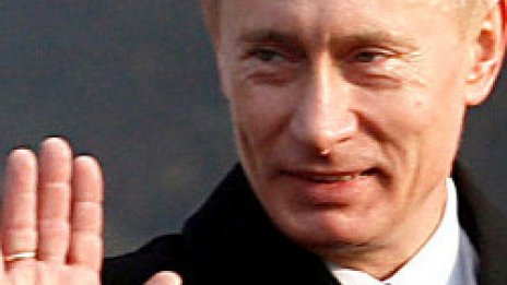Путин си купи &quot;Нива&quot; за блондинки
