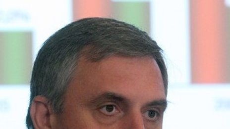Калфин: Барозу може и да не бъде преизбран за председател на ЕК