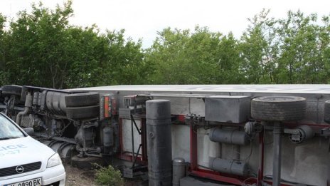 Катастрофа затвори прохода Троян &ndash; Кърнаре