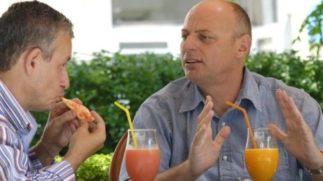 Паси и Чеку на раздумка и на по фреш в Хасково