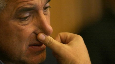 В 40-ото НС Галевите на столчета до Румен Петков