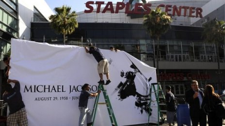 Погребват Джако на 7 юли, Деби си иска децата