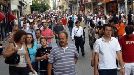 Турска тв агитира за ДПС и за двойно гласуване