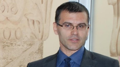 Симеон Дянков: Няма да съкращаваме пенсии и заплати