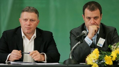 И Кошлуков подаде оставка