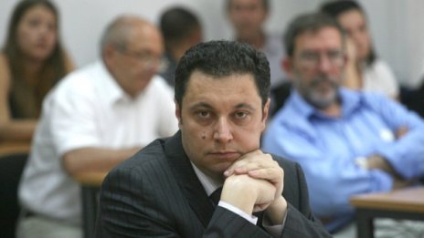 Депутатите са много! И от вицепрезидент няма нужда...