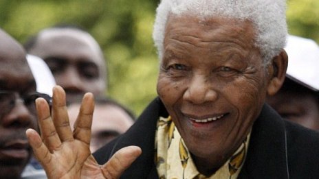 Мандела отпразнува рождения си ден