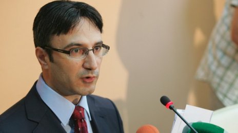 Икономическият министър вече си има трима заместници
