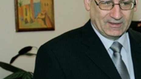 Главсекът на НС &ndash; аут заради своеволията с жилищата
