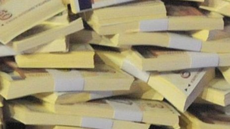 38  "забравили" да декларират доходи над 50 бона