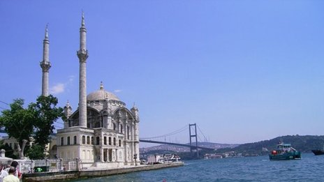 Българите – четвъртите най-многобройни туристи в Турция