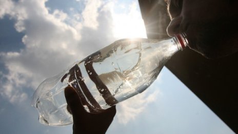 Временно спират водата в центъра на София