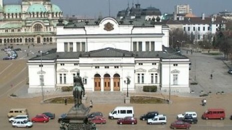 Мадона блокира София. Без коли и автобуси в центъра