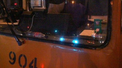 Градският транспорт върви до 1 часа заради Мадона