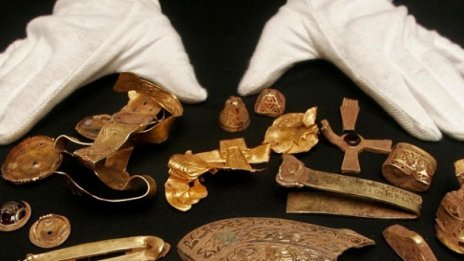 Цената на златото счупи историческия си рекорд