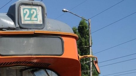 Трамвай №22 пламна в движение на бул. "Дондуков"