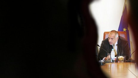 Мъжът, заплашил Борисов с разстрел, е освободен