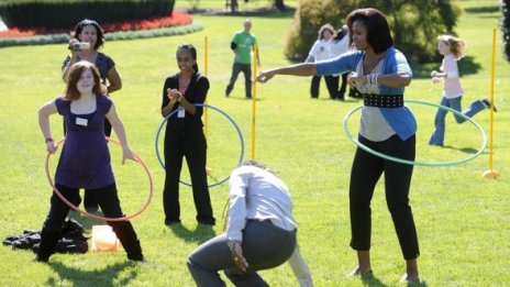 Мишел Обама превъртя обръча в Белия дом