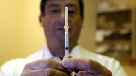 МЗ: Без паника за A(H1N1), смъртността е ниска