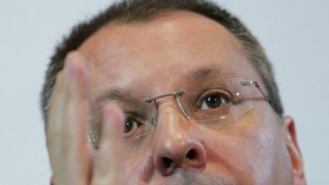 Станишев: Управлението се занимава с ревизия, "основана на лъжи"