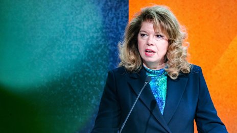 Йотова: България да бъде активен глас за единна, силна и мирна Европа