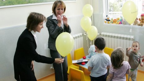 225 лв. струва дете в забавачка, а не 40, сметна Фандъкова