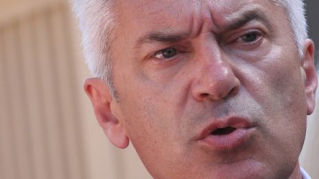 Атака променят закона, за да паднат новините на турски по БНТ