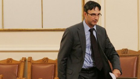 Борсата стопила вложенията на министър Трайчо Трайков
