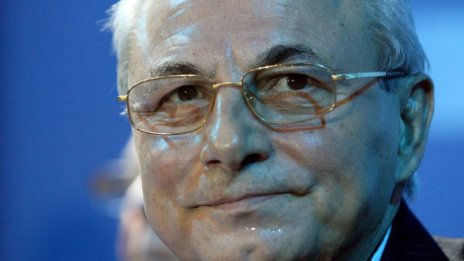 Доган: Идва време на раздяла на родителя с рожбата си