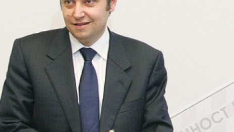 Комунизмът си отиде. Комунистите останаха