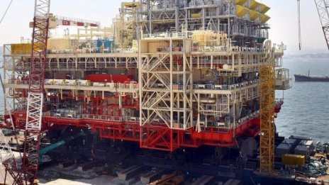 Ниската цена на петрола изкушава инвеститорите