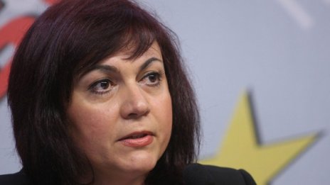 Нинова: Крайнодясната политика стимулира кризата