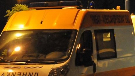 Мъж и жена загинаха в катастрофа край Стражица