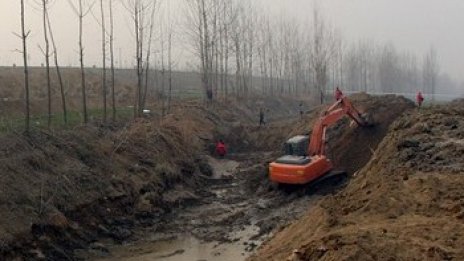 Петролен разлив отрови водата в  Китай