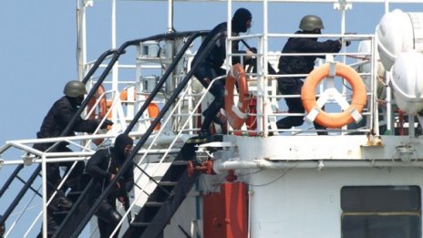 Сомалийските пирати да не се притесняват