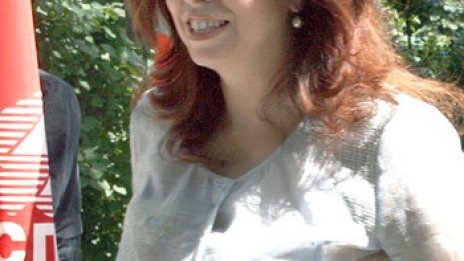 Йотова обвинява, Борисов защитава