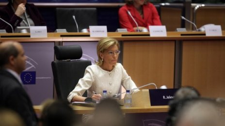 Официалната оценка за Желева – незадоволително представяне