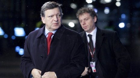 Източници от ЕК: Барозу нямаше избор