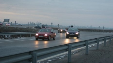 Повечето пътища в страната са сухи