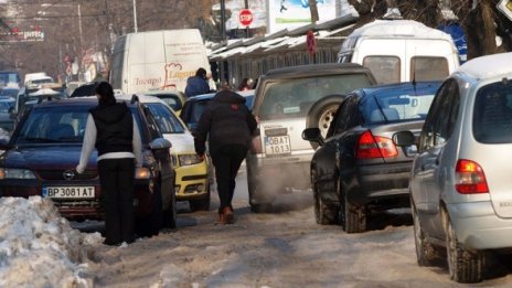 Училищата във Варна затворени в понеделник