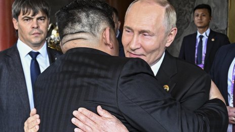 Руски кораб с подарък от Путин за Ким Чен Ун мистериозно е потънал в Средиземно море