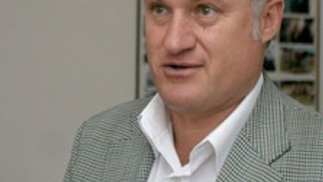 Ти ли ме бутна, или аз сам паднах