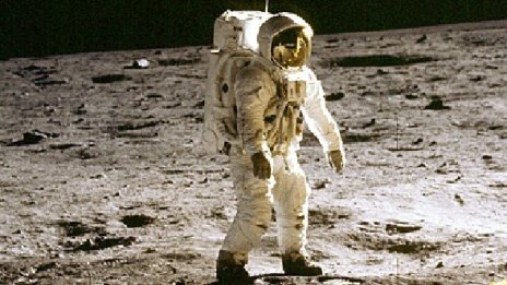 Обама спира пилотираните полети до Луната