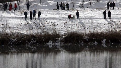 6 общини продължават да бедстват заради снега