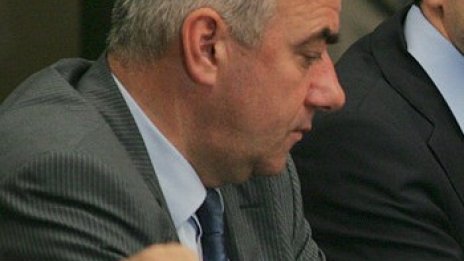 Сотир Ушев сдаде председателското място в НОИ